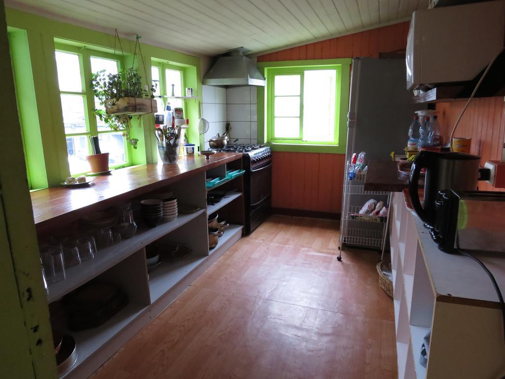 Hostal Casa Margouya Puerto Varas Extérieur photo