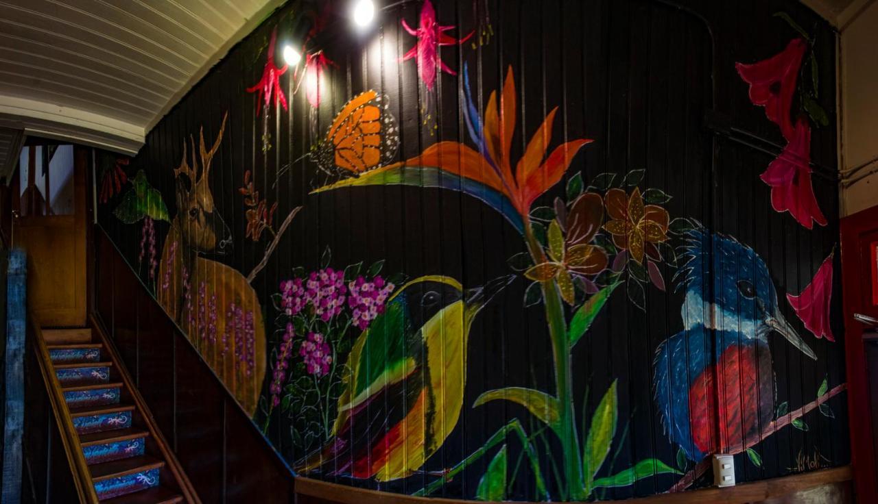 Hostal Casa Margouya Puerto Varas Extérieur photo